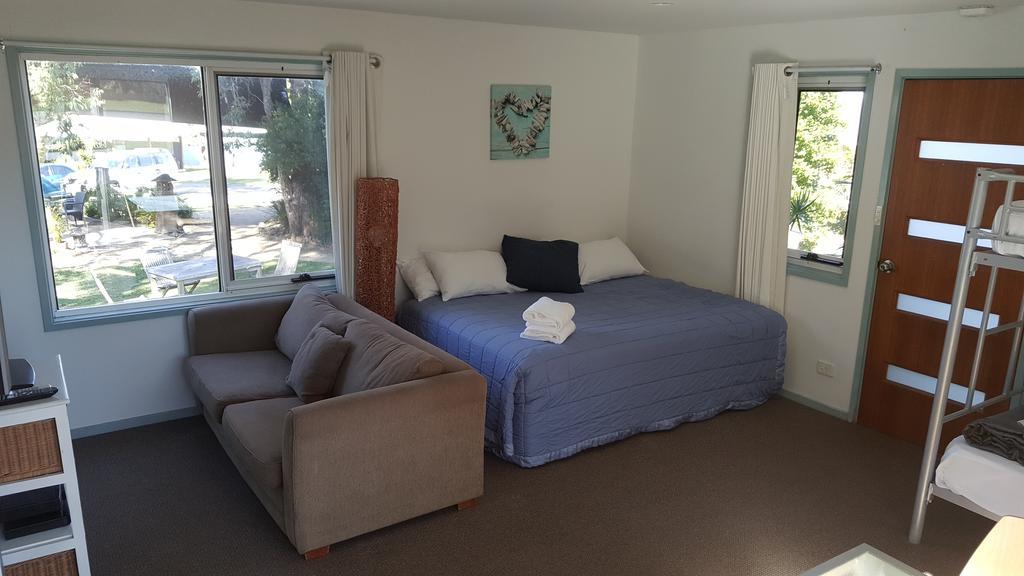 Huskisson Holiday Motel Cabins Jervis Bay Exterior foto